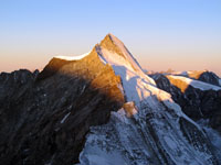 La Dent d'Hérens, 4171 m, dal Carrel, all'alba